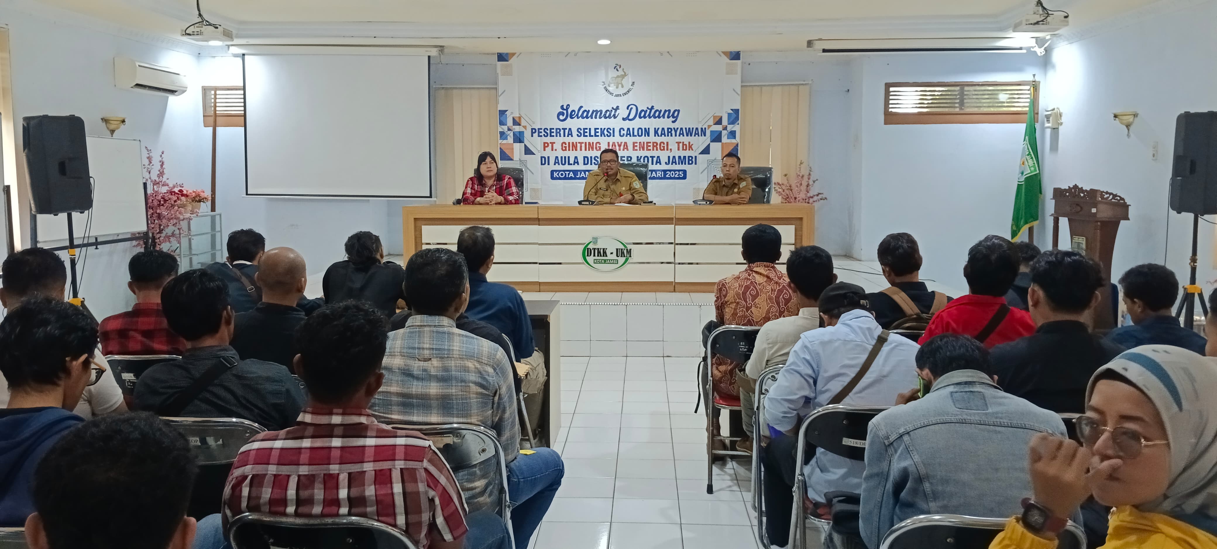 Menfasiltasi Perusahaan dalam rangka seleksi calon karyawan PT. Ginting Jaya Energi Tbk