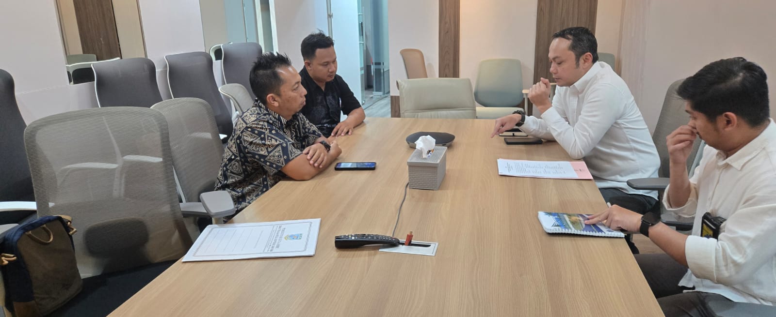 Pengesahan Rencana Pengunaan Tenaga Kerja Asing Perpanjangan di Kota Jambi