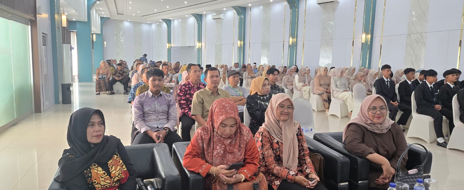 Pelantikan Lulusan Angkatan XXVII LPK IPI LEPPINDO Tahun Ajaran 2024/2025