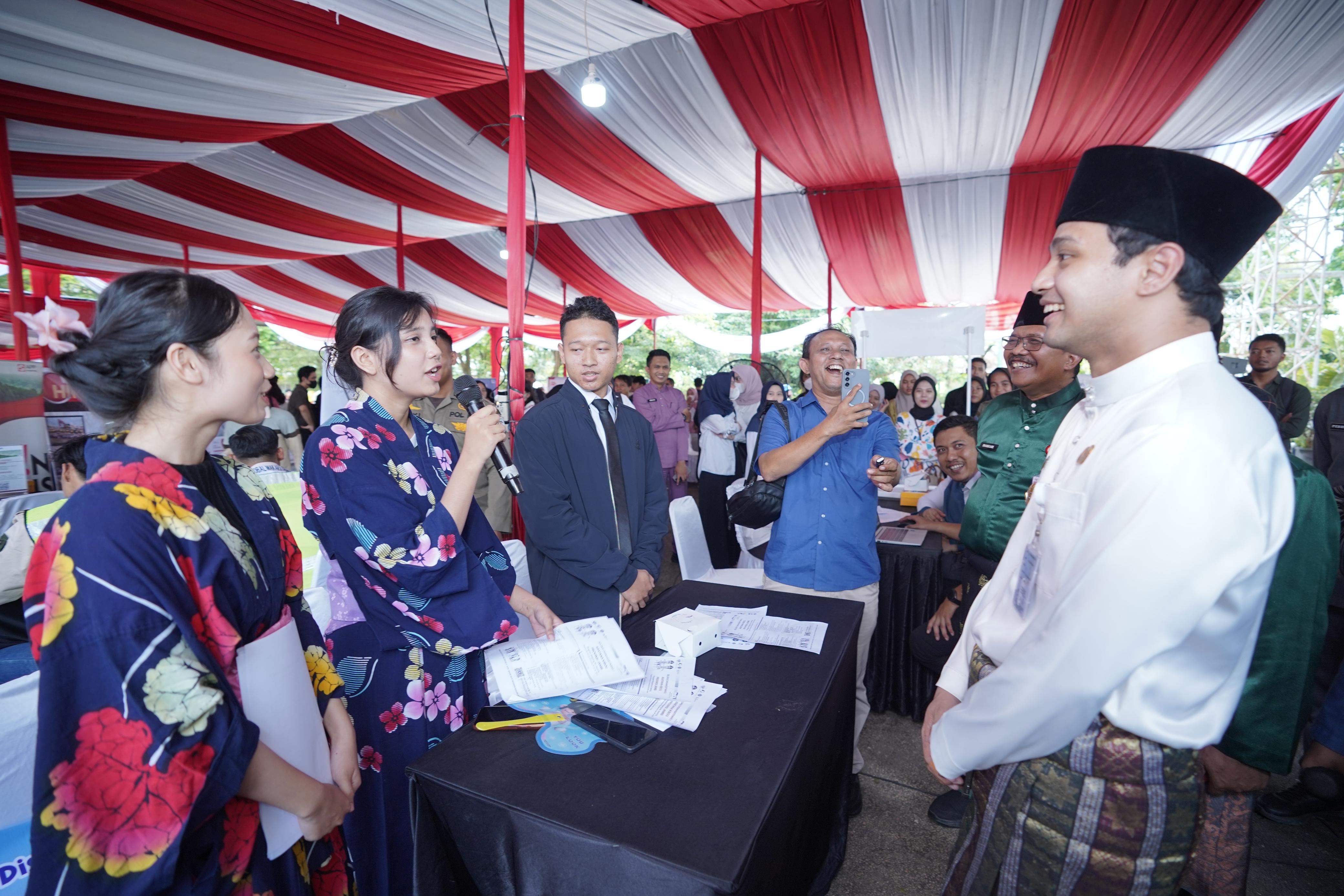 Job Fair Kota Jambi 2025 Jadi Solusi Strategis Pengangguran Terbuka