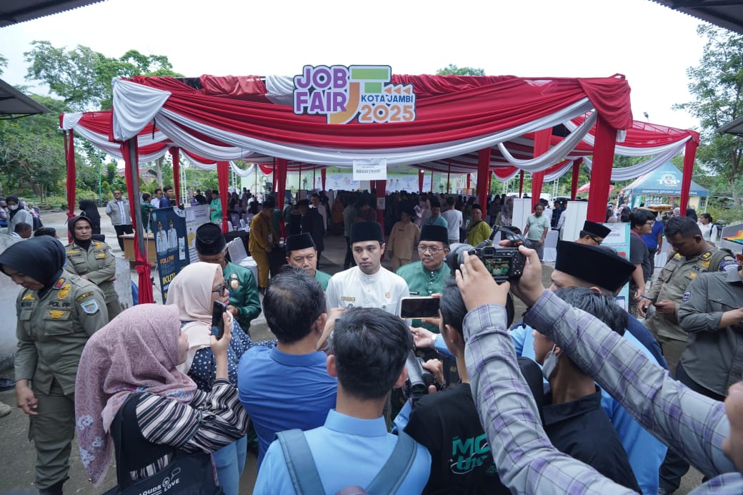 Job Fair Kota Jambi 2025 Jadi Solusi Strategis Pengangguran Terbuka